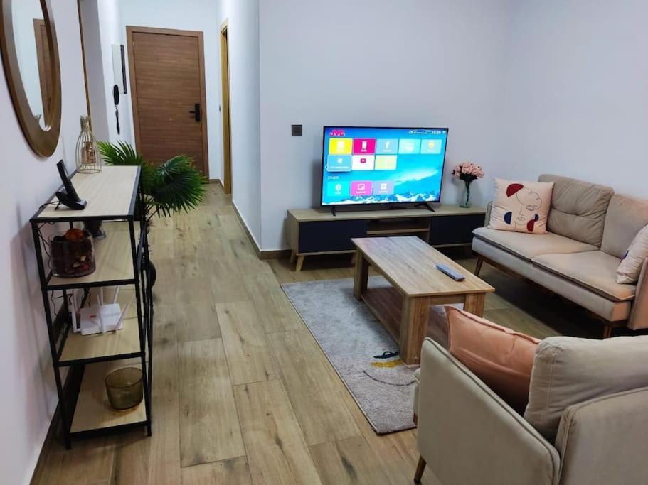 Superbe Appartement Avec Parking Gratuit Et Garde Dakar Exterior photo