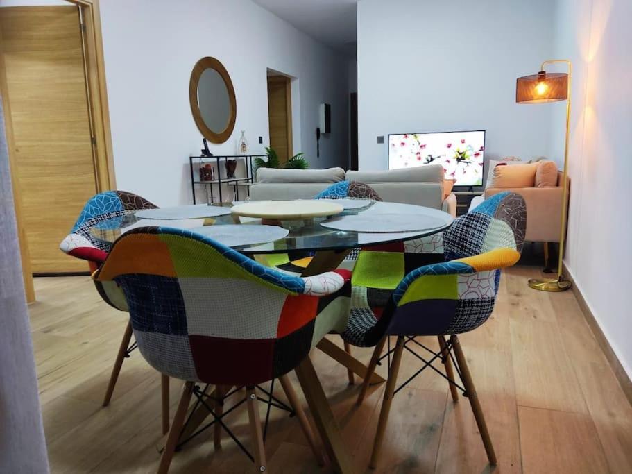 Superbe Appartement Avec Parking Gratuit Et Garde Dakar Exterior photo