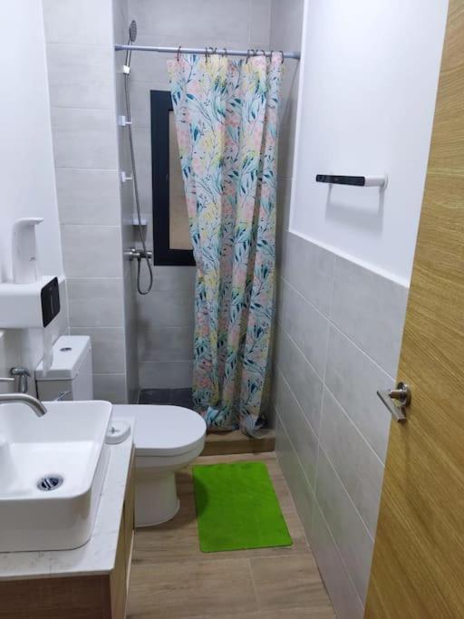 Superbe Appartement Avec Parking Gratuit Et Garde Dakar Exterior photo